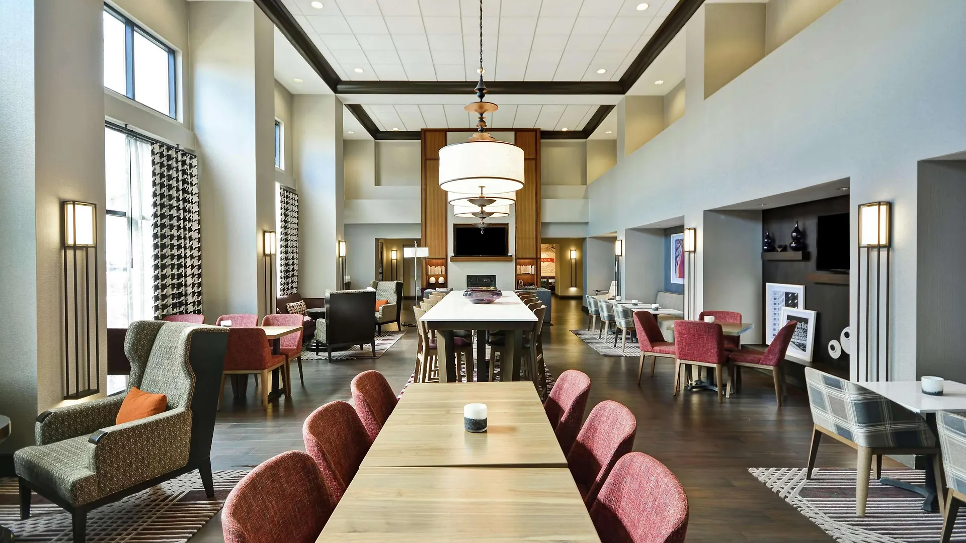 Hampton Inn & Suites Columbus-Easton Area Hotel Columbus