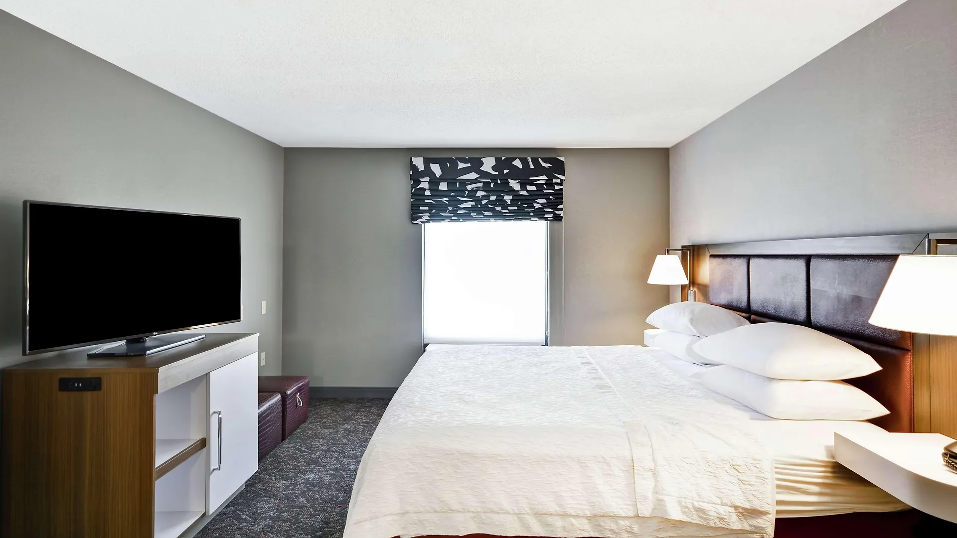 Hampton Inn & Suites Columbus-Easton Area Hotel